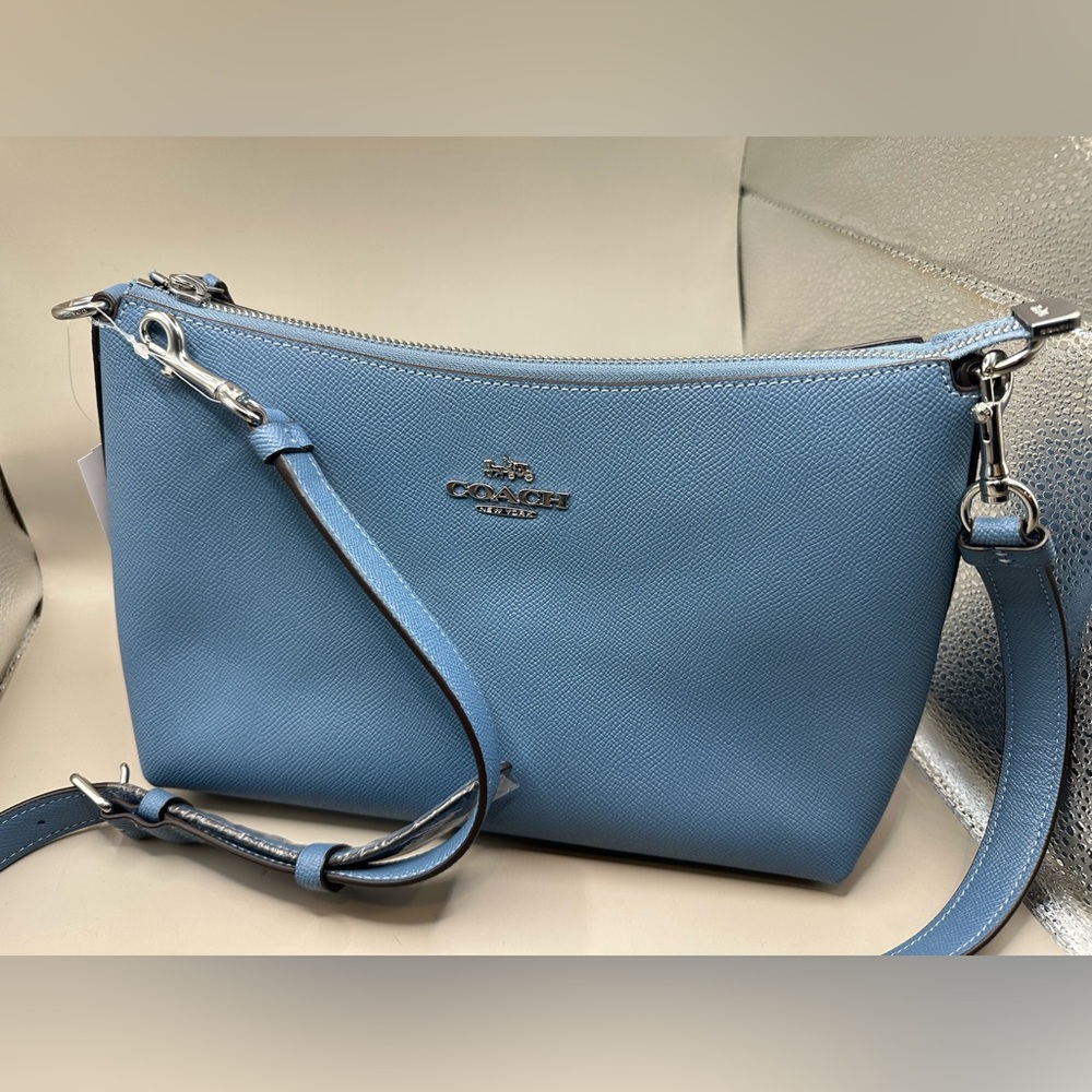NWT! COACH CE584 Clara Shoulder Bag Crossbody Crossgrain Leather Light Mist